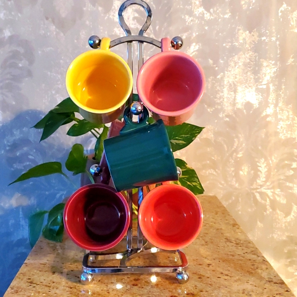 Set of 6 Fiesta mugs with mug holder